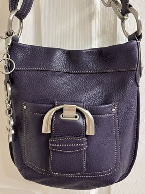B Makowsky deep purple pebbled leather crossbody - Like New